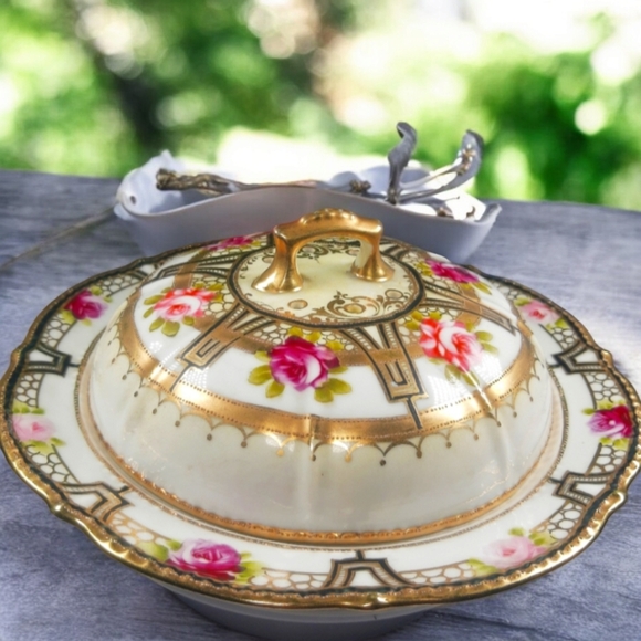Antique Noritake Nippon Rose Cheese Plate Domed Vented Lid, Hand Painted is brea - Picture 4 of 17